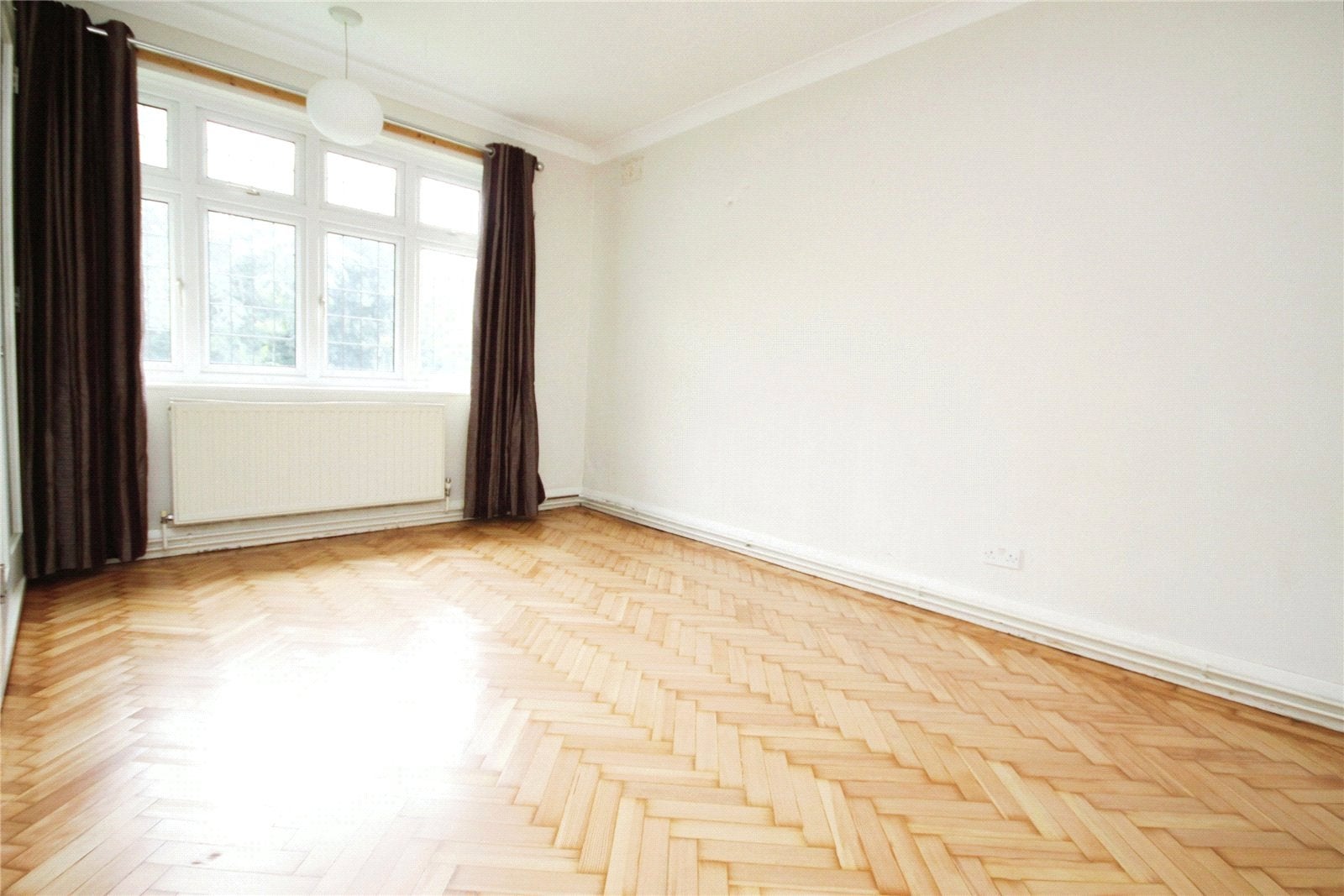 Flat Grange Court in Epping Forest
