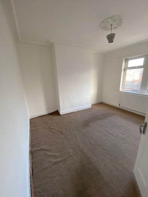 Flat Castle Terrace in Ashington