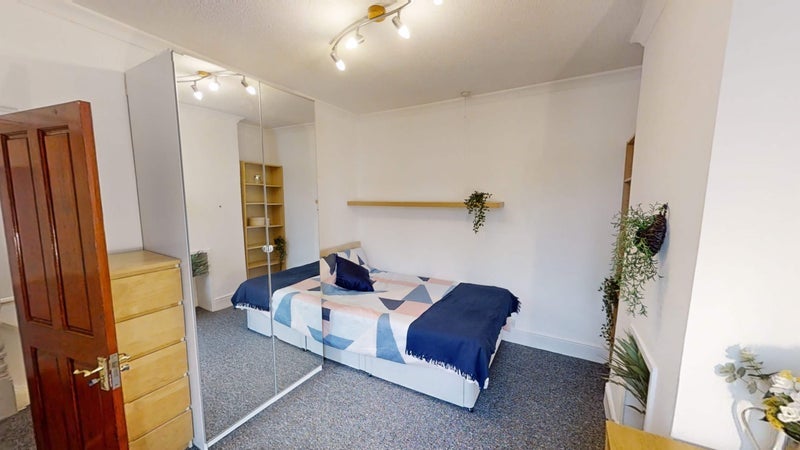 Room Stanbury Avenue in Bristol