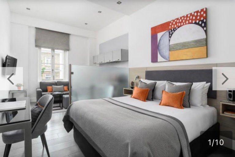 Room Templeton Place in Greater London