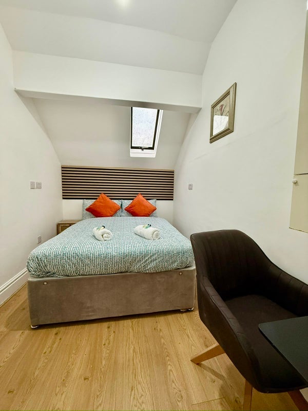 Room Ashton New Road in Manchester