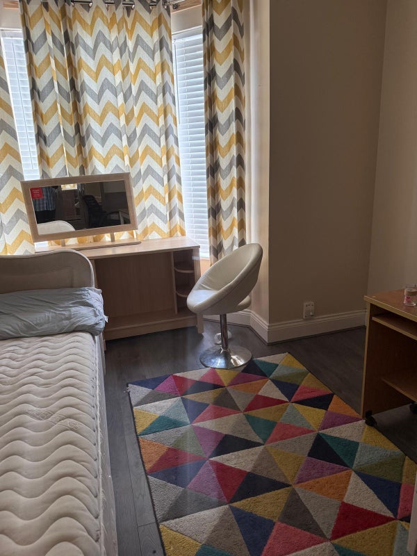 Room Chorley New Road in Horwich