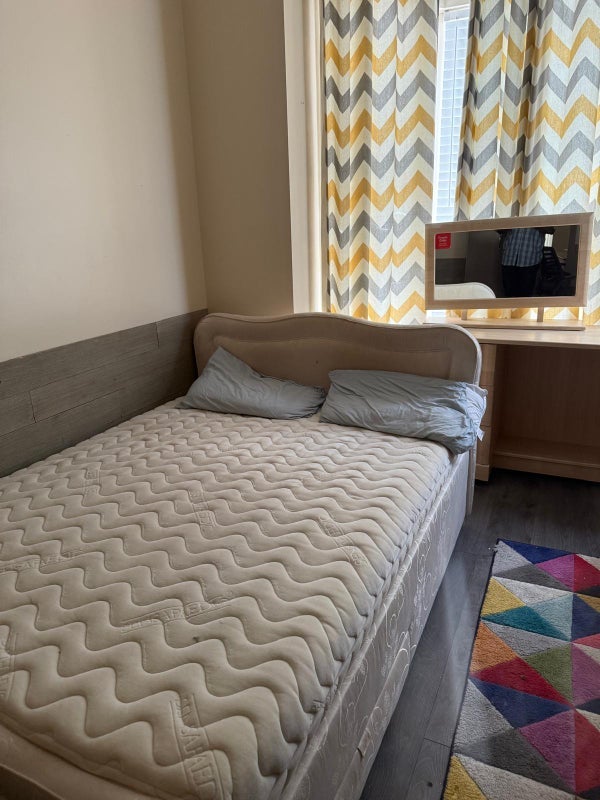 Room Chorley New Road in Horwich