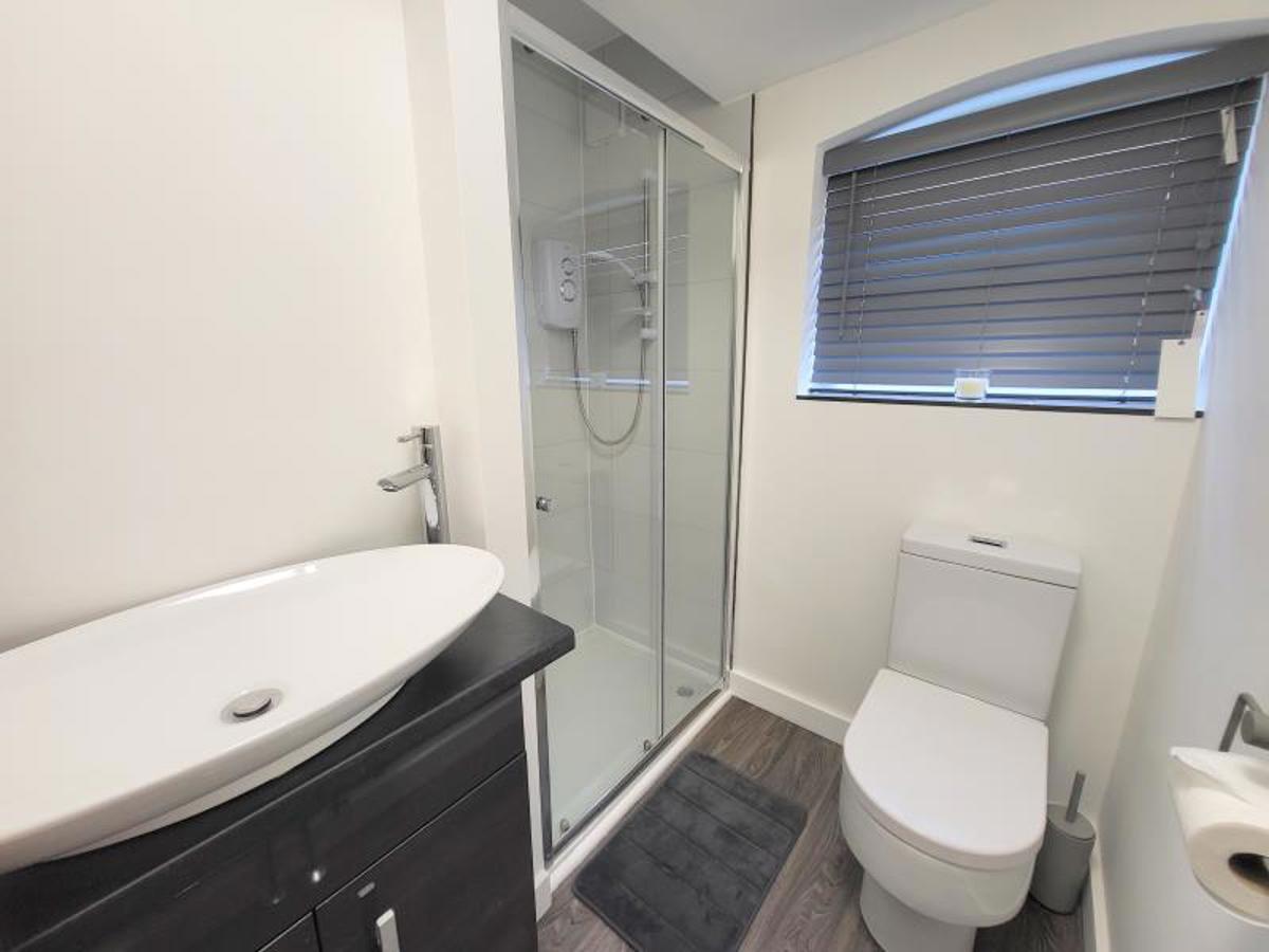 Flat Orchard Crescent in Bristol