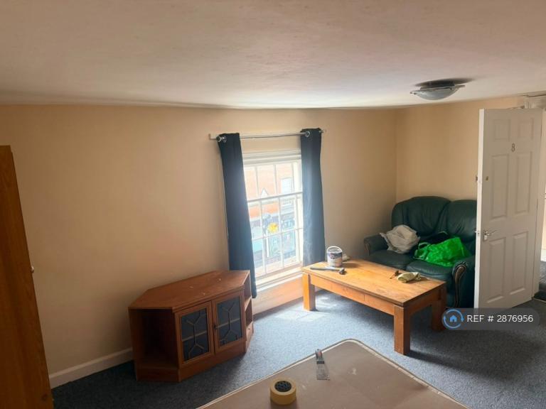 Room Market Street in South Holland