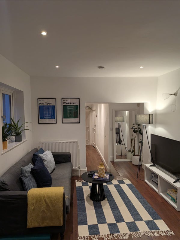 Flat Highbury Quadrant in Greater London