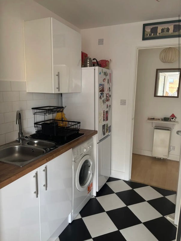 Flat Durward Street in Greater London