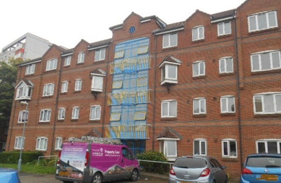 Flat Rann Close in Birmingham