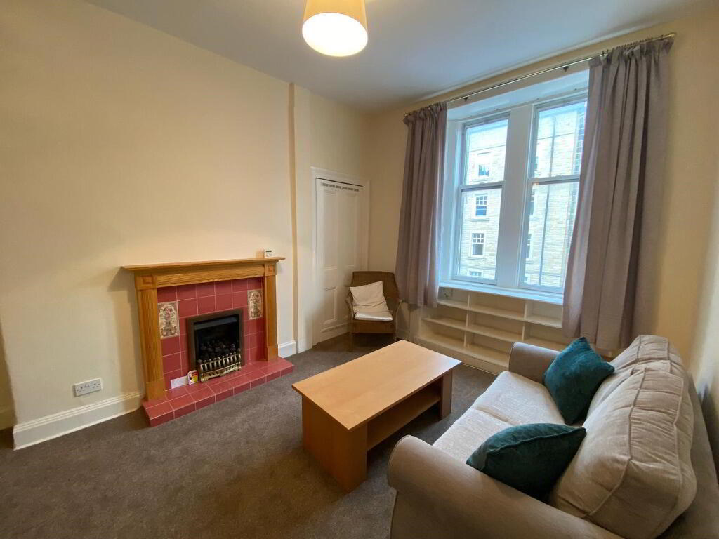 Flat New Mart Road in City of Edinburgh