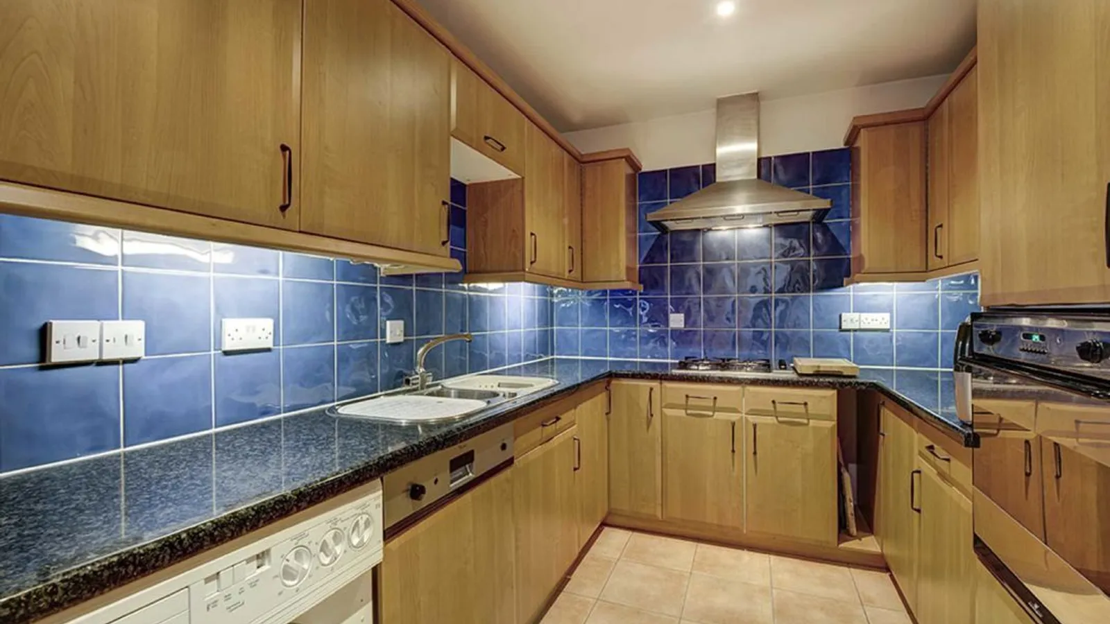 Flat Hertford Street in City of Westminster