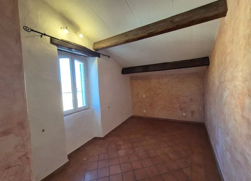 House Place de l'Ancien Château in Saint-Paulet-de-Caisson