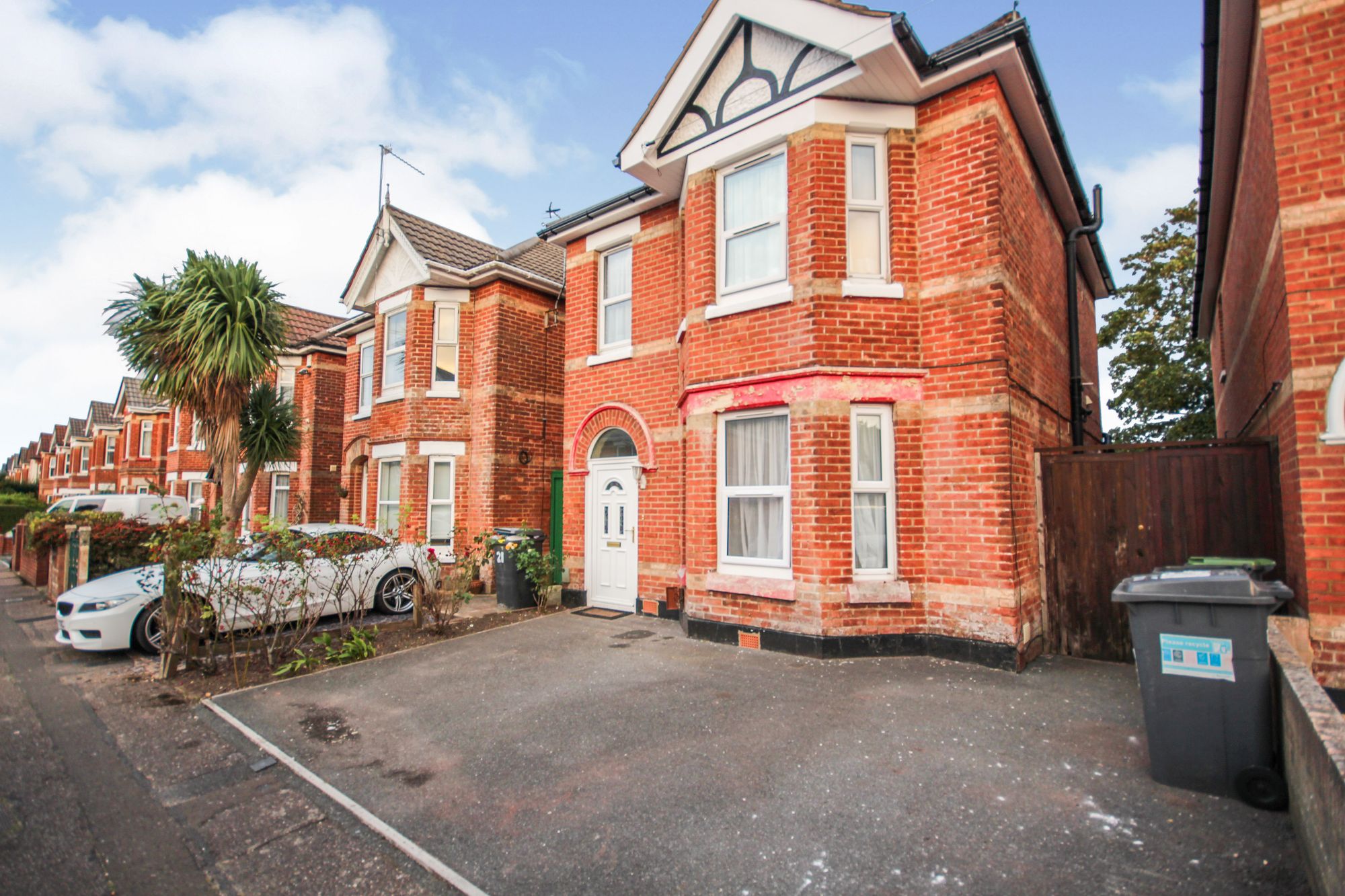 House Osborne Road in Bournemouth
