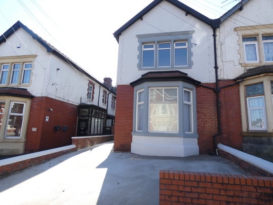 Flat Hornby Road in Blackpool