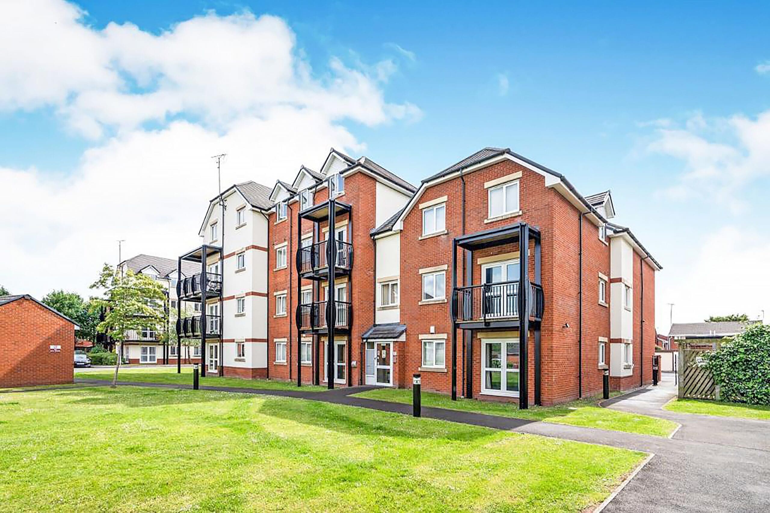 Flat Gladstone Street in Warrington