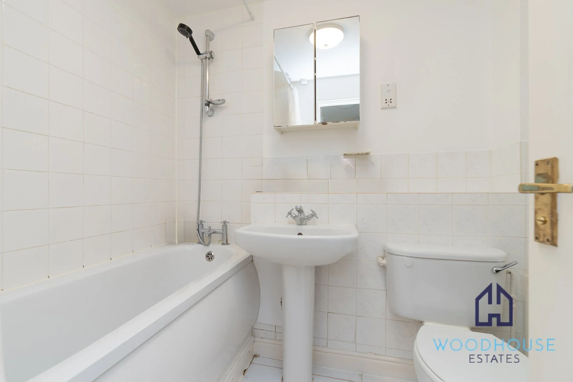 Flat Ferguson Close in Greater London