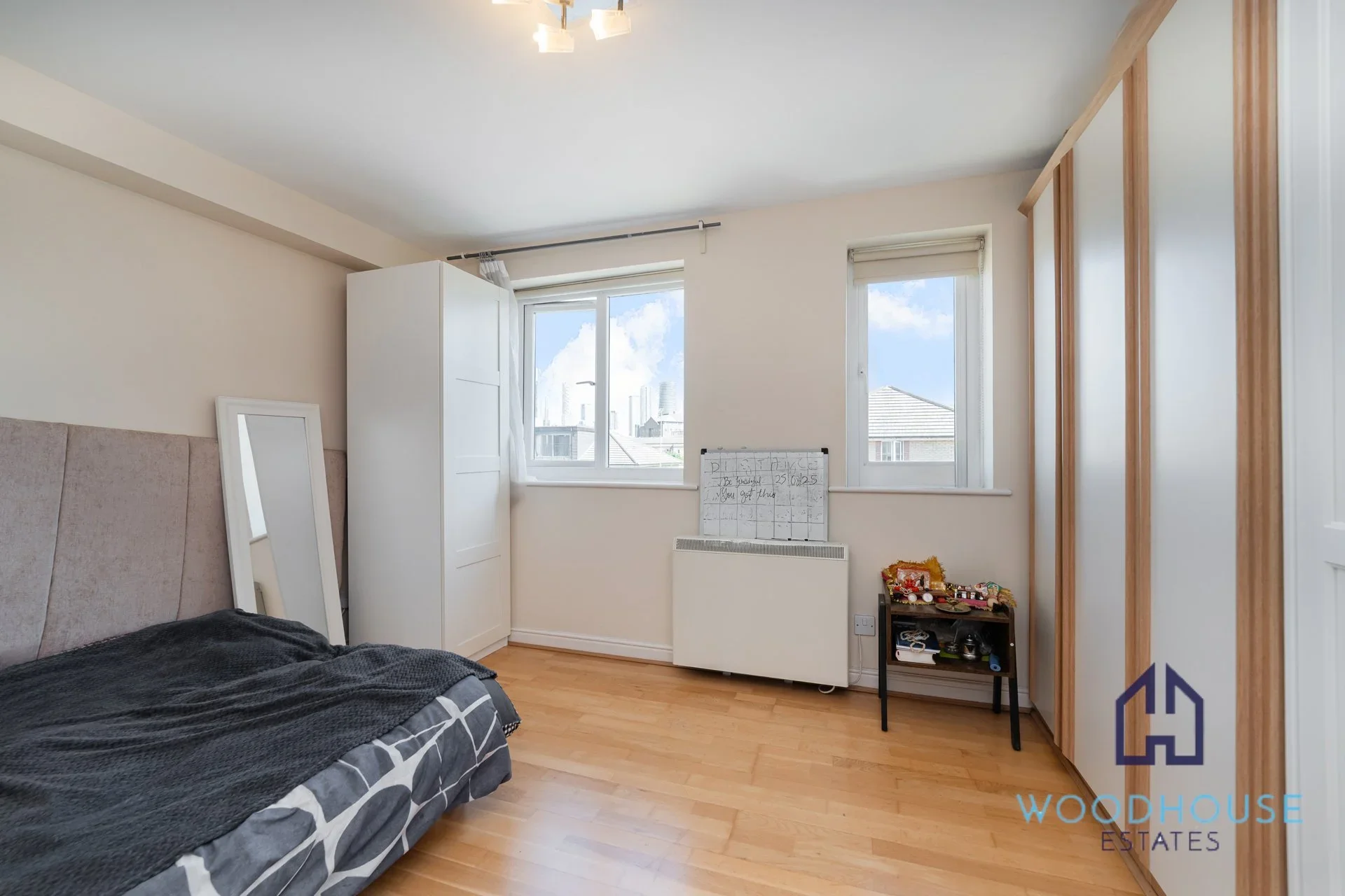 Flat Ferguson Close in Greater London