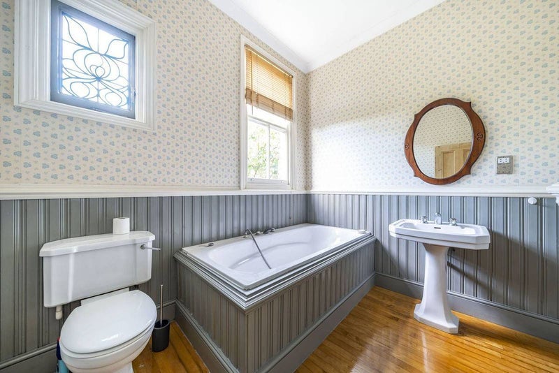 Room Stanway Gardens in Greater London