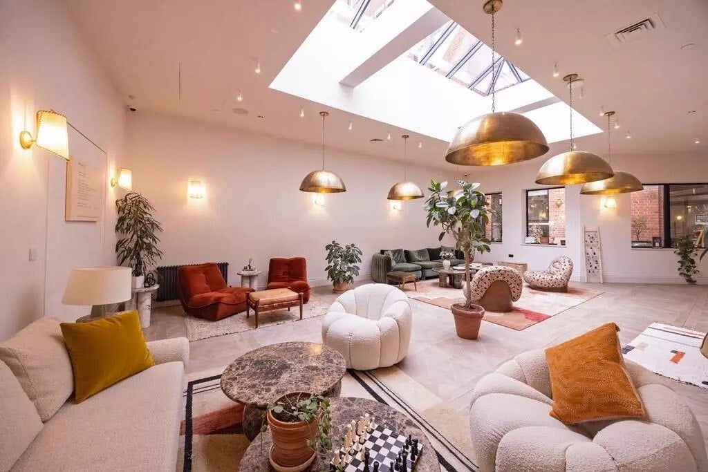 Flat Westfield Terrace in Sheffield