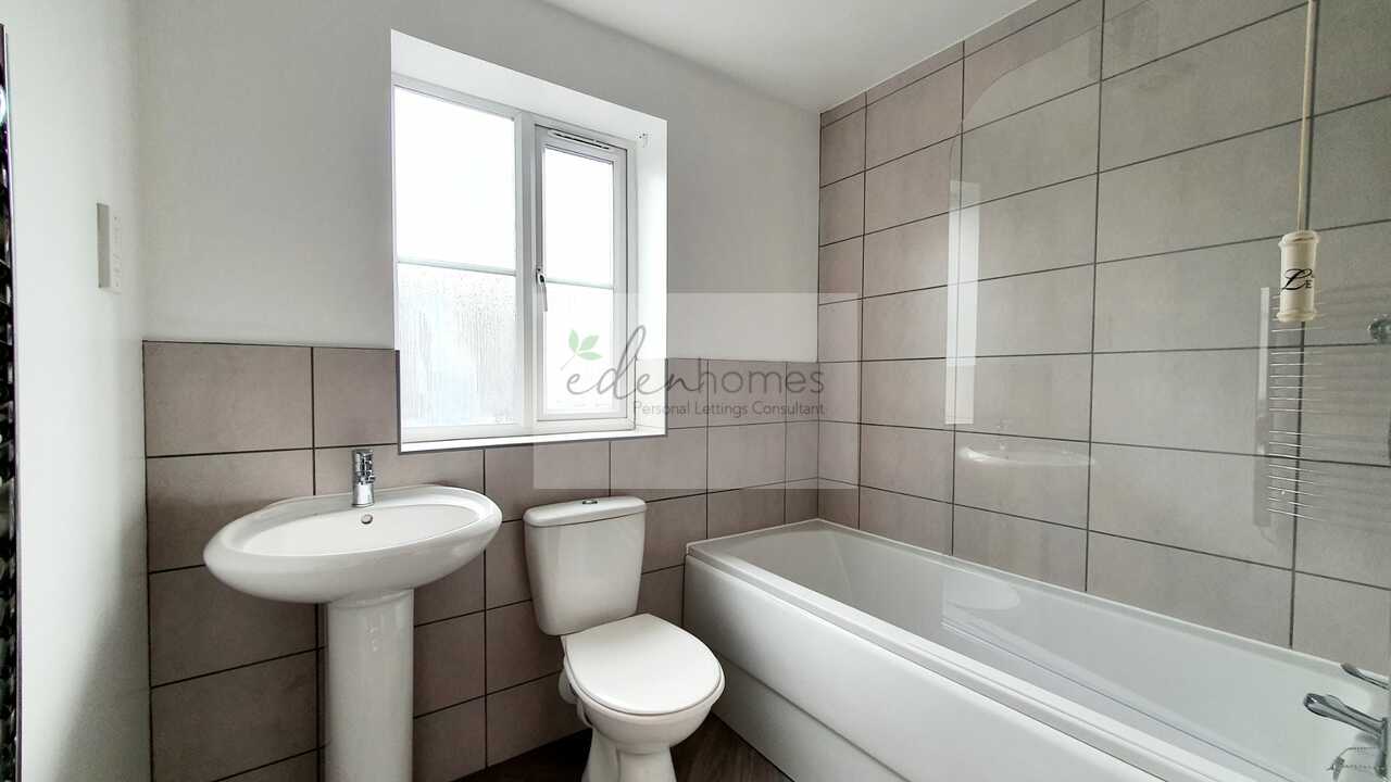 Flat Slad Road in Painswick
