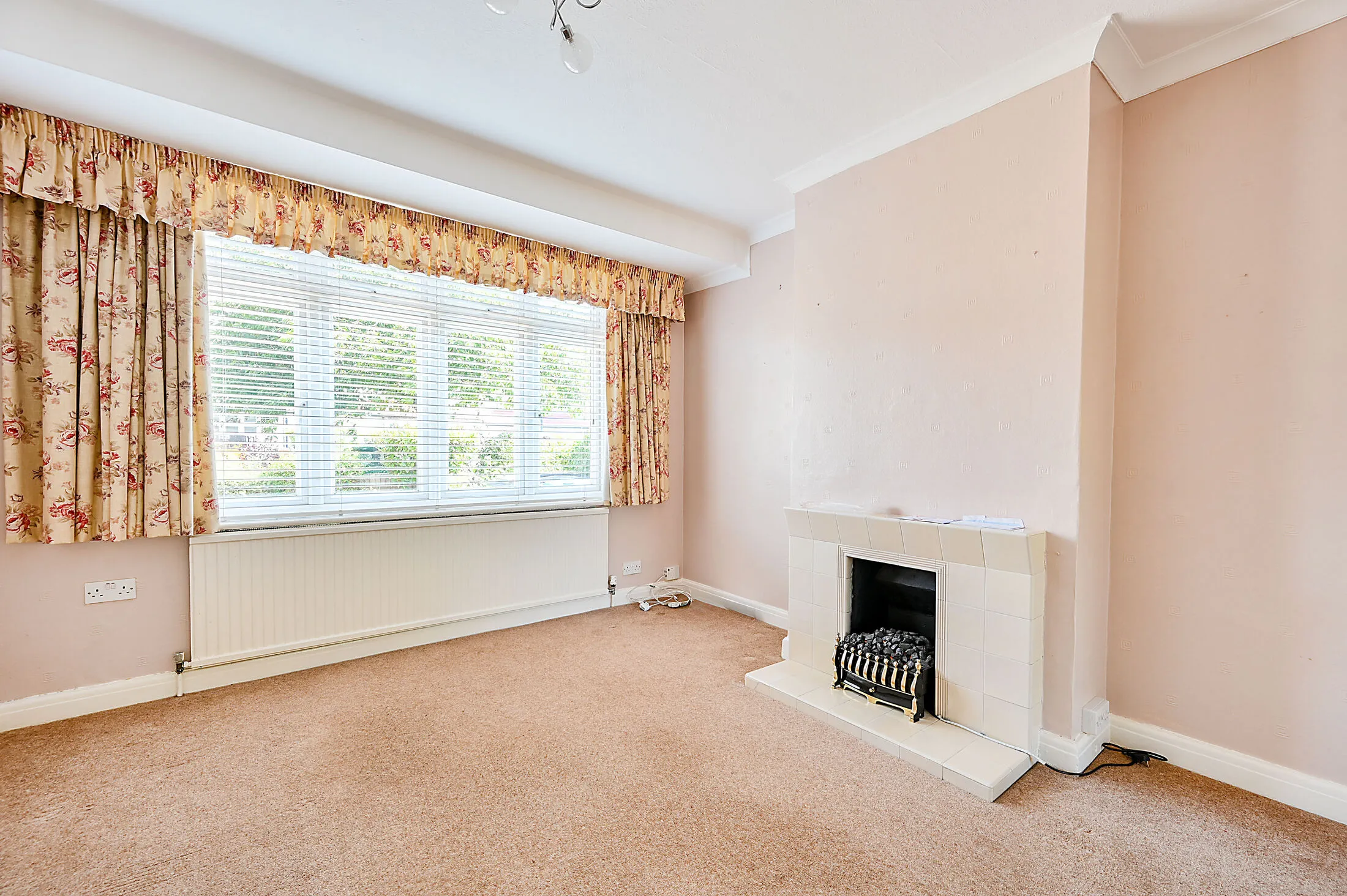 House Tala Close in Greater London
