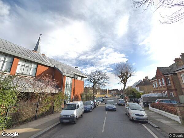 Room Woolstone Road in Greater London