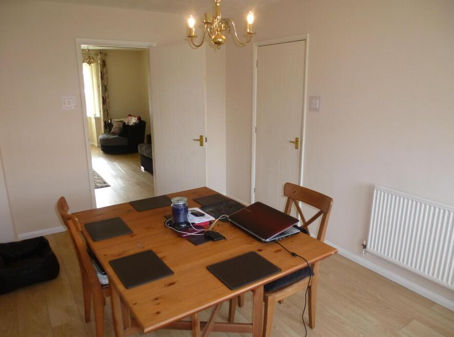 House Ron Davis Close in Sandwell