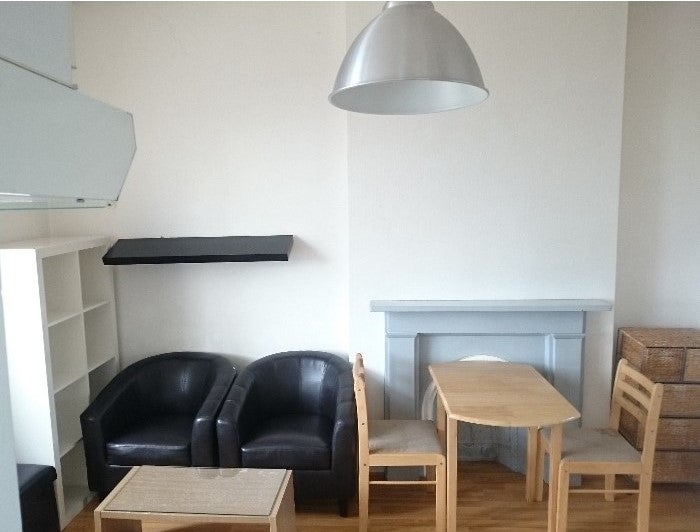 Flat Colville Terrace in Greater London