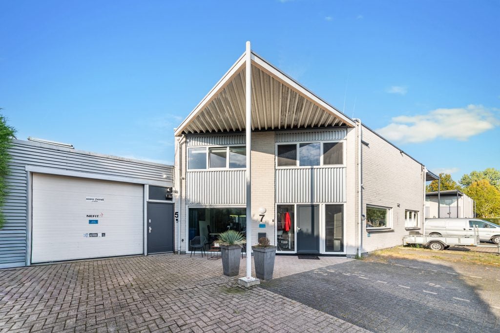Huis Walmolenstraat 5 7 in Almere
