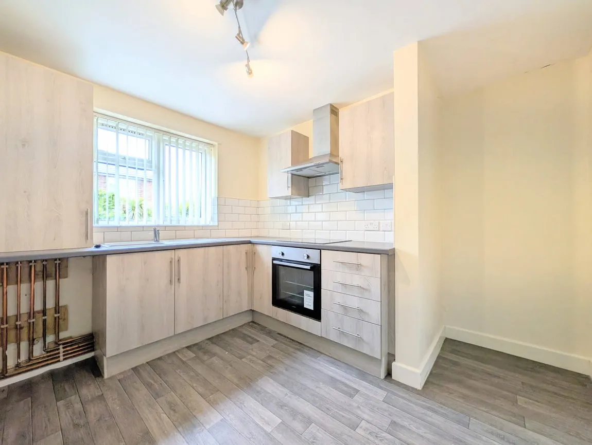Flat Links Avenue in Southport