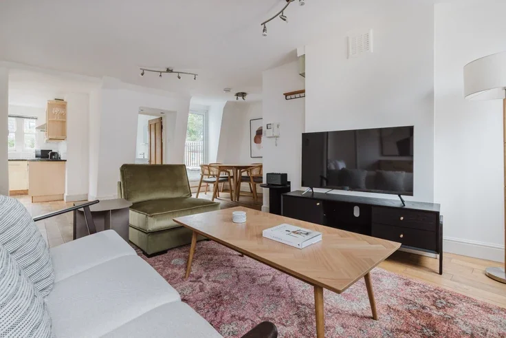 Flat Clerkenwell Green in Greater London