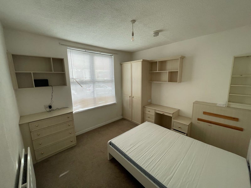 Room Lees Hill Street in Nottingham