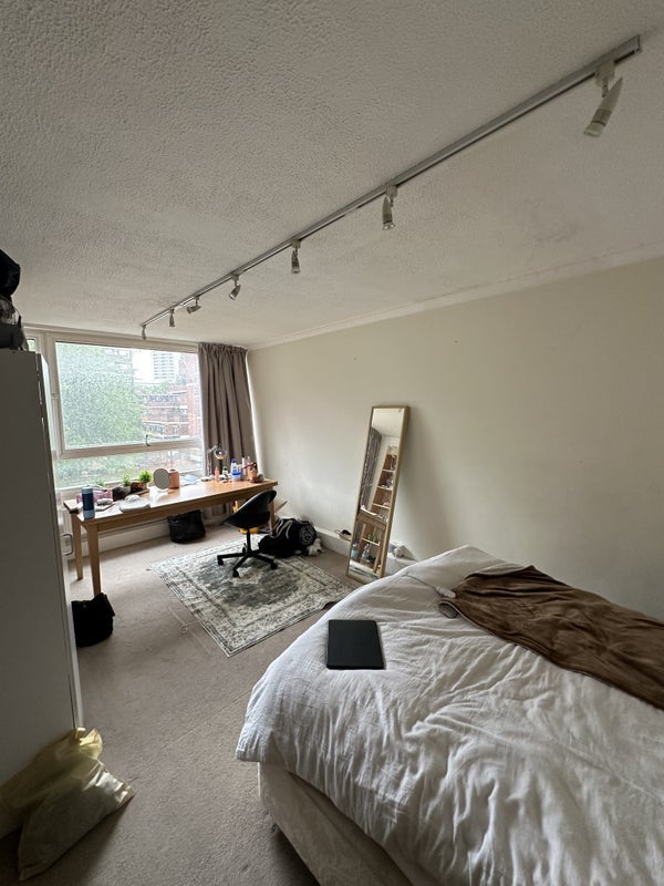 Room Tachbrook Street in City of Westminster