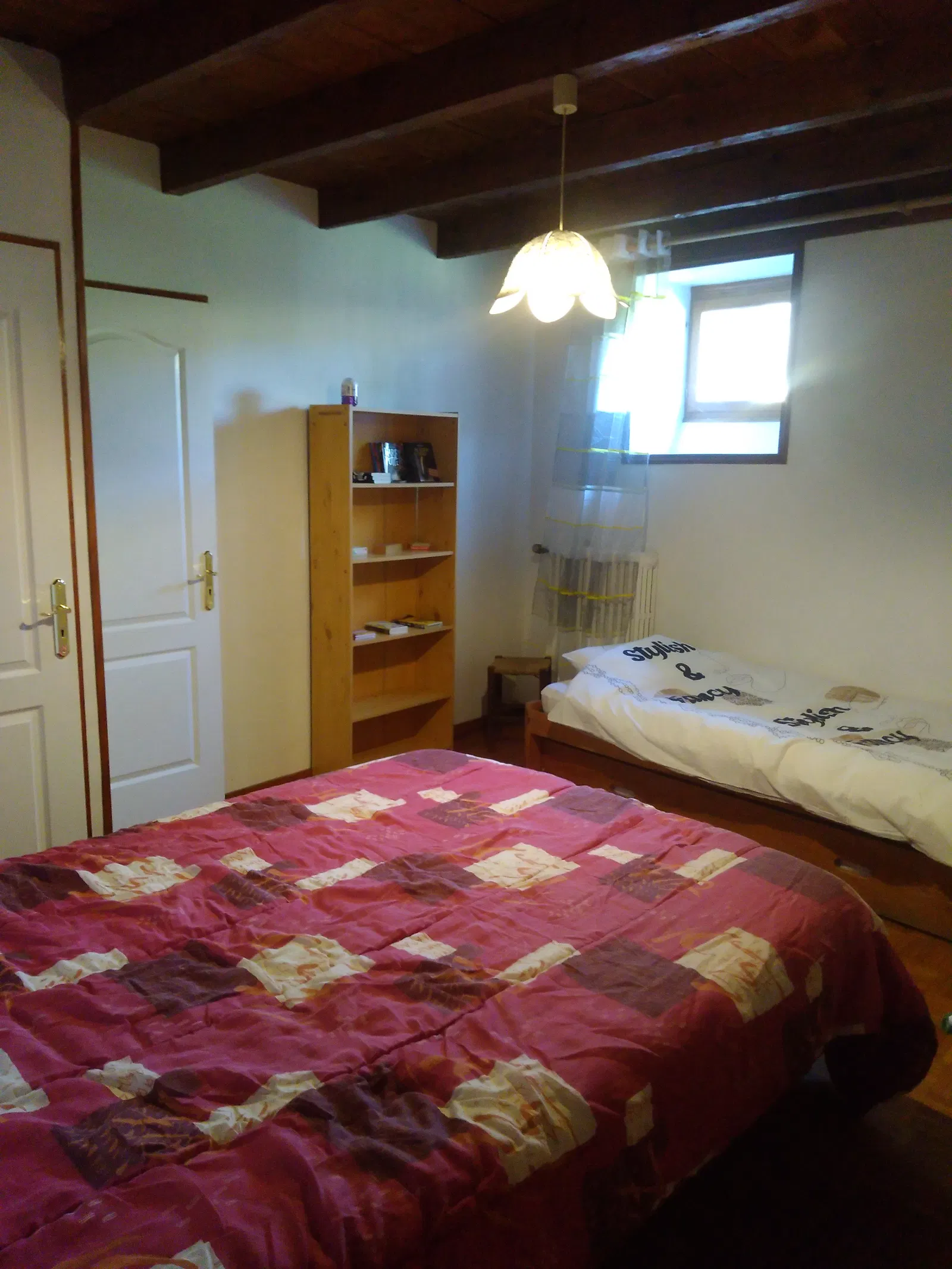 Room Route de Cluny in Verzé