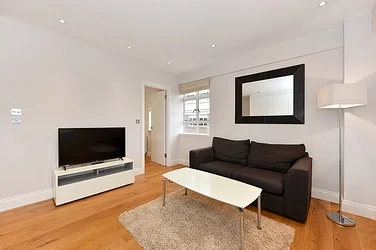 Flat Draycott Avenue in Greater London