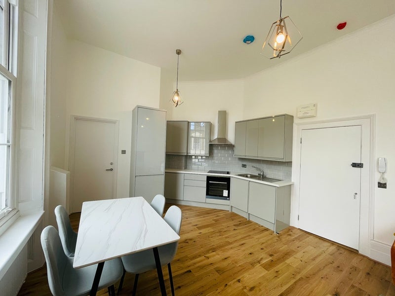 Flat Frederick Street in Greater London