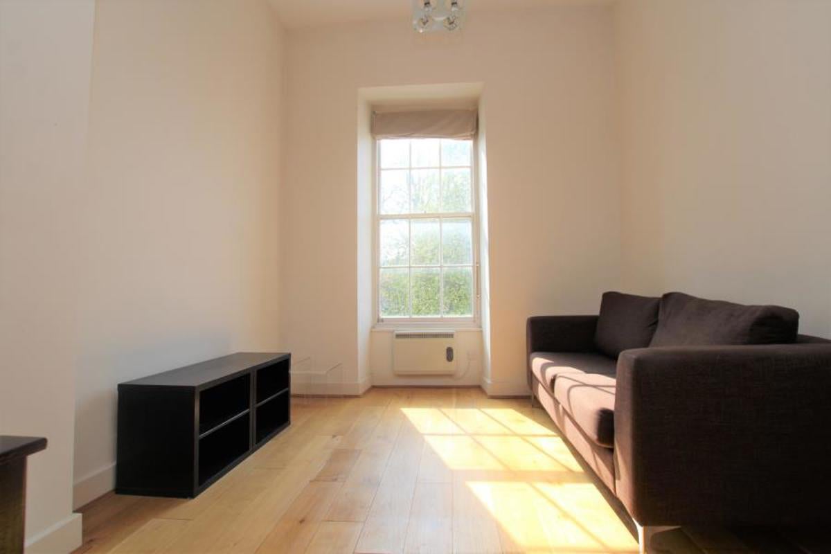 Flat Portland Square in Bristol
