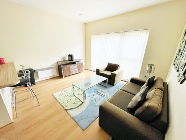 Flat Rushley Way in Reading