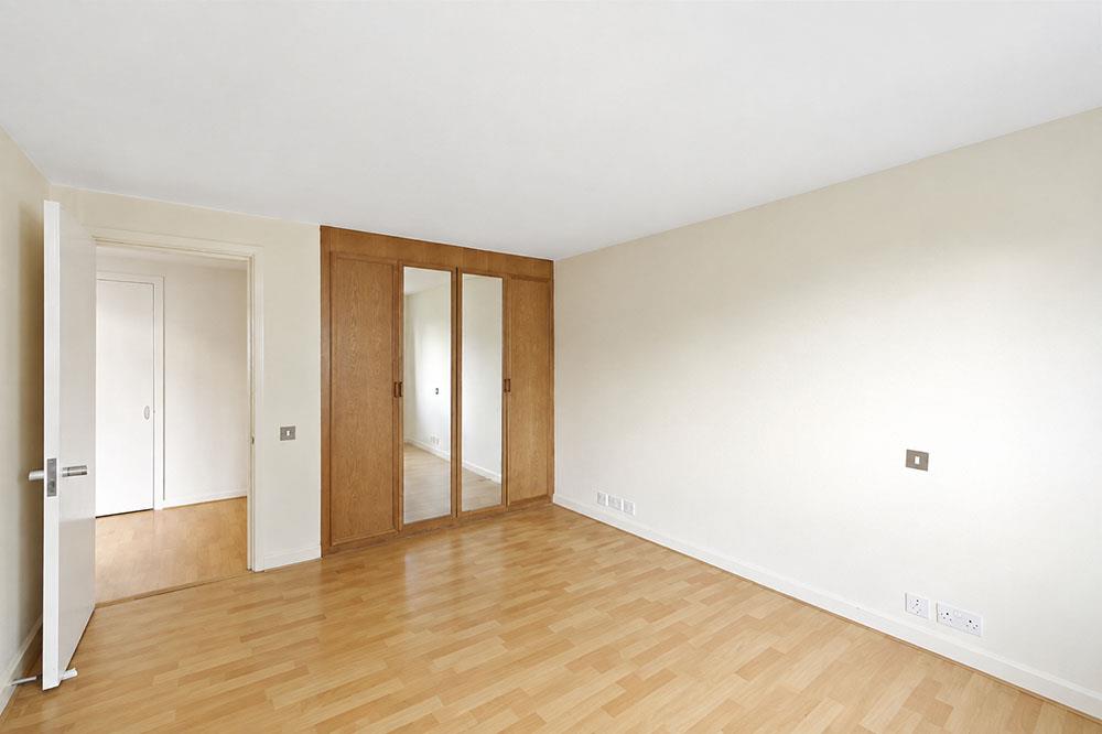 Flat Cambridge Square in City of Westminster