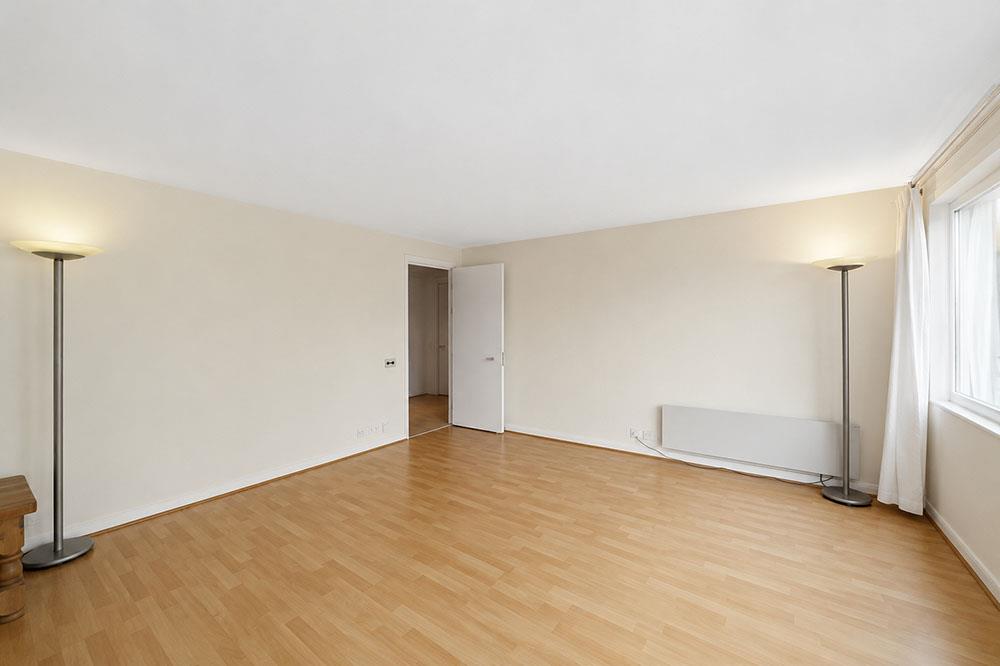 Flat Cambridge Square in City of Westminster
