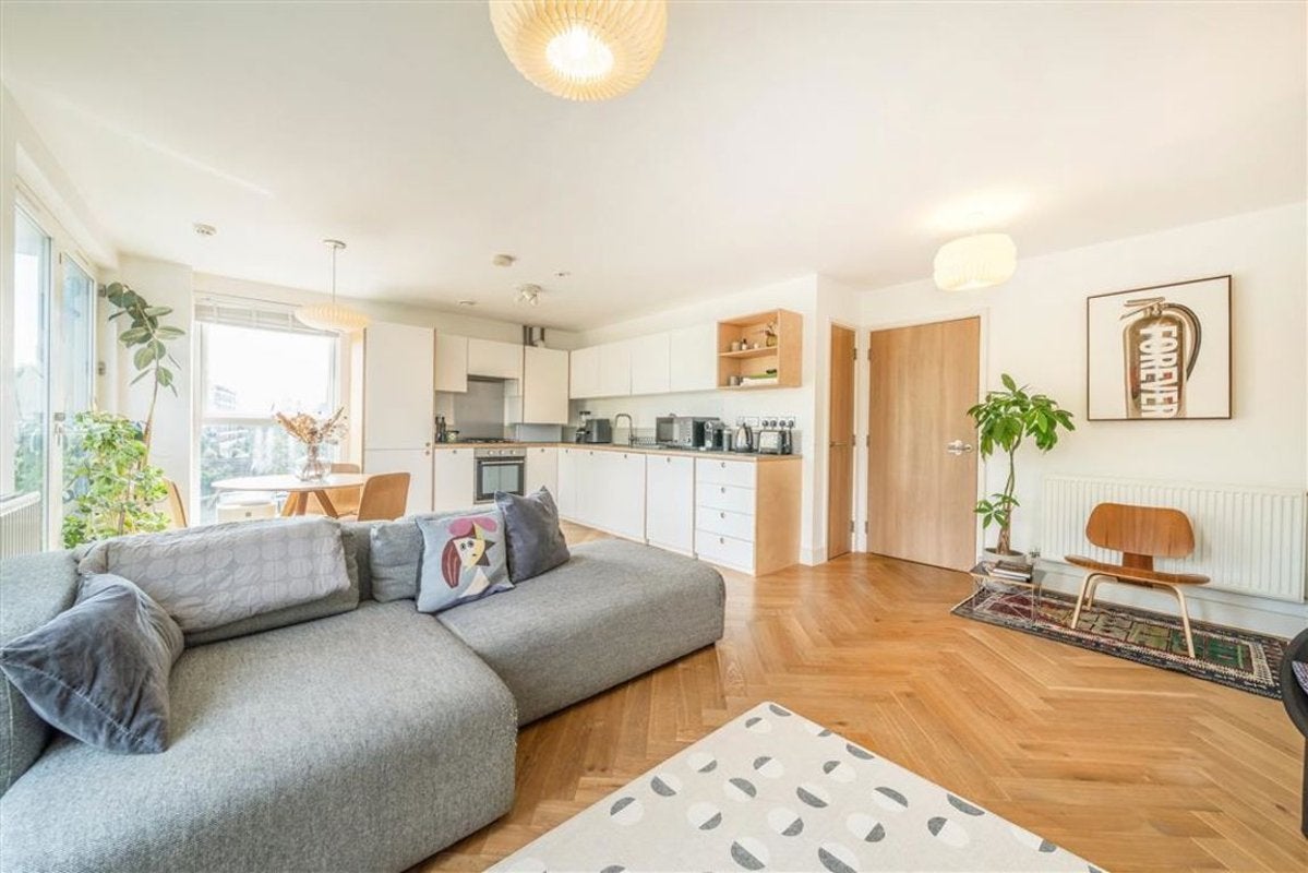 Flat Branch Place in Greater London
