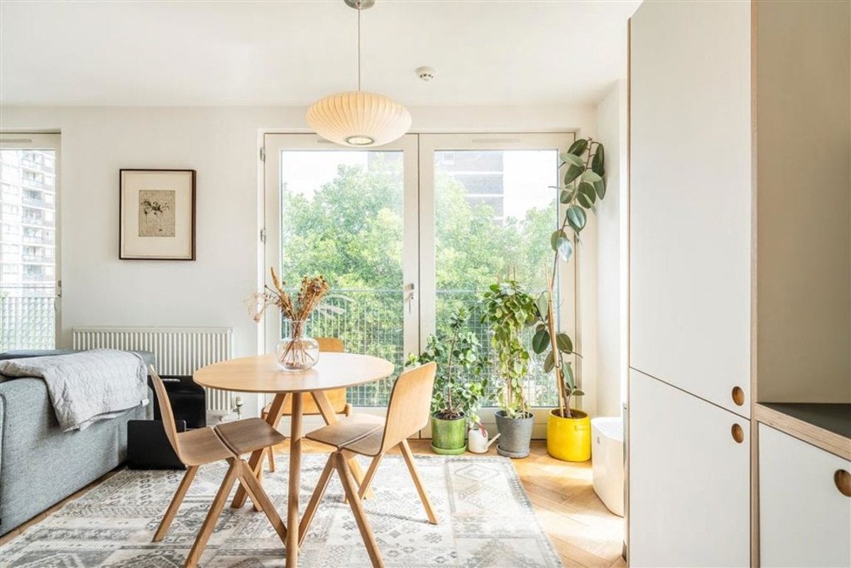 Flat Branch Place in Greater London