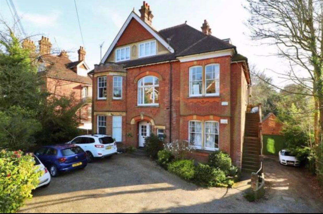 Flat Boyne Park in Tunbridge Wells
