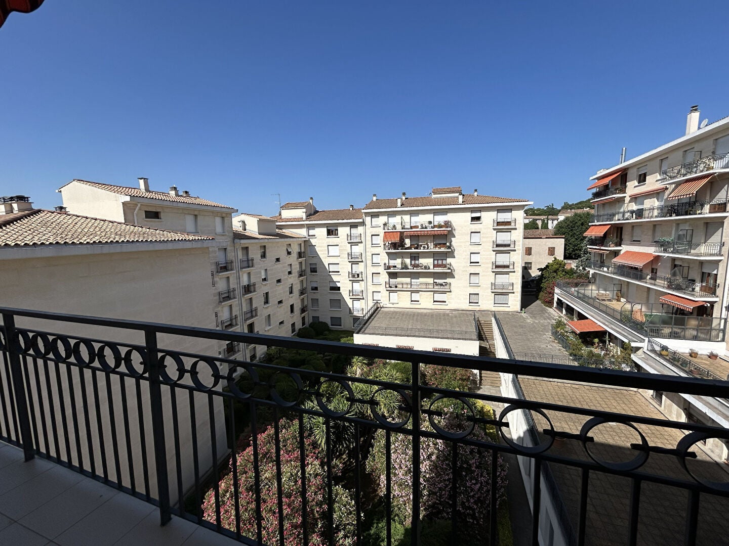 Flat Rue Ménard in Nîmes