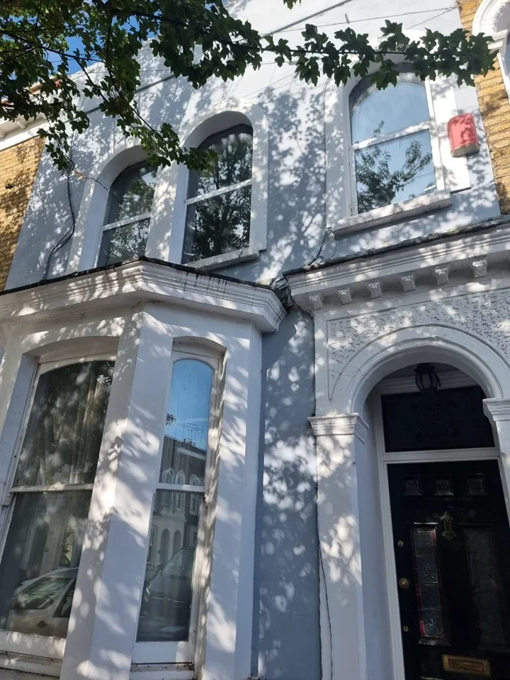 House Strahan Road in Greater London