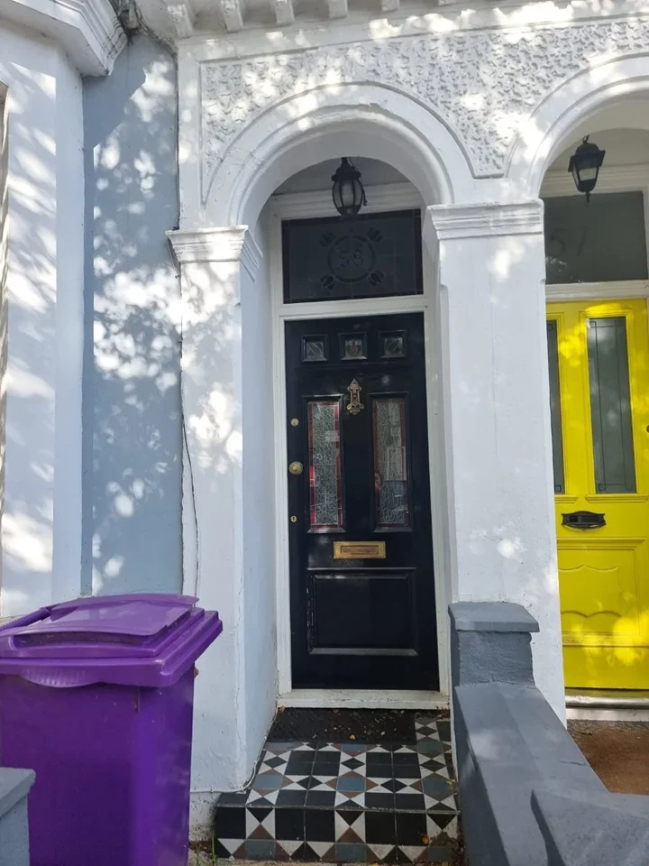 House Strahan Road in Greater London