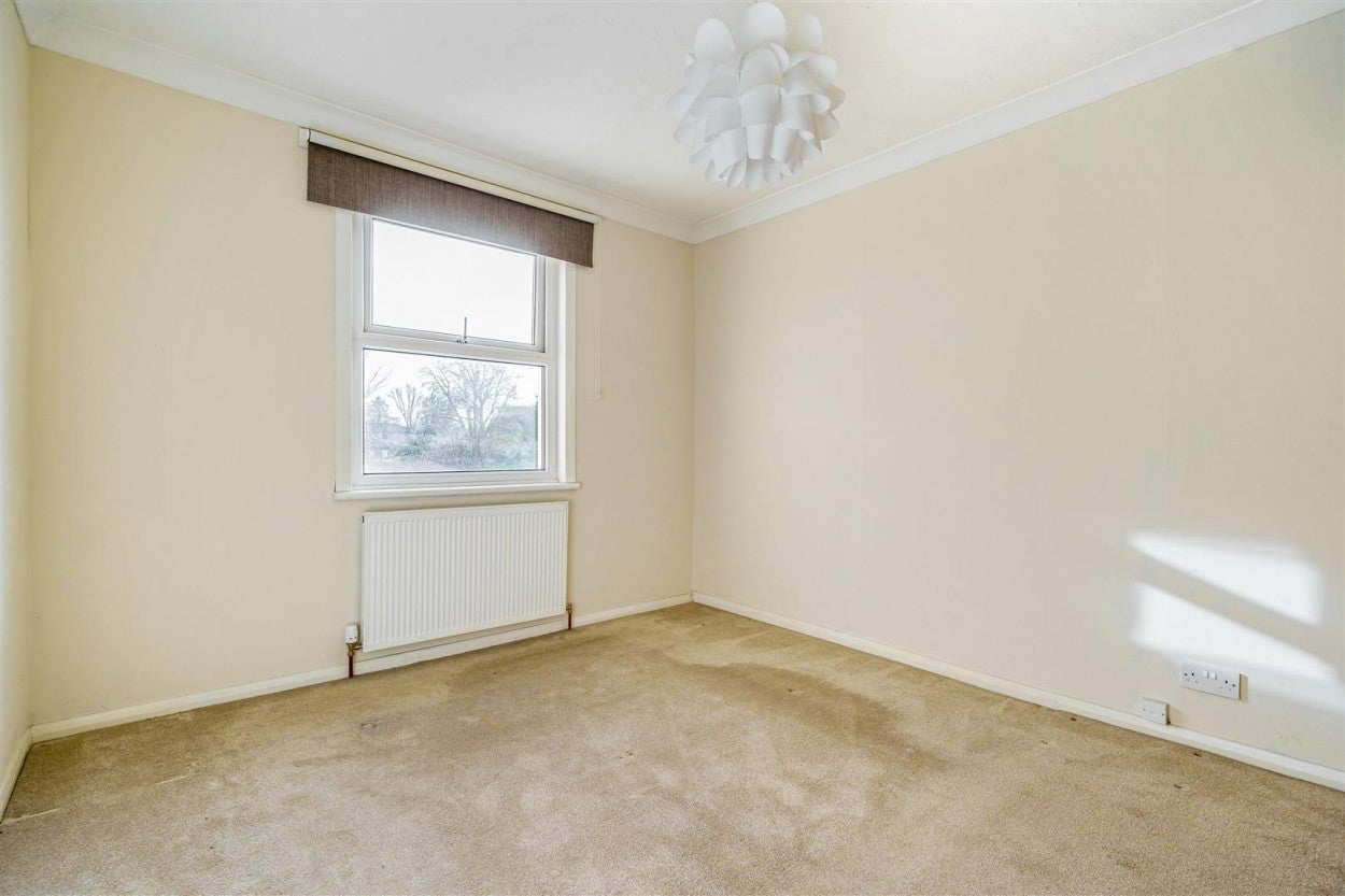 House Buckhurst Road in Surrey Heath