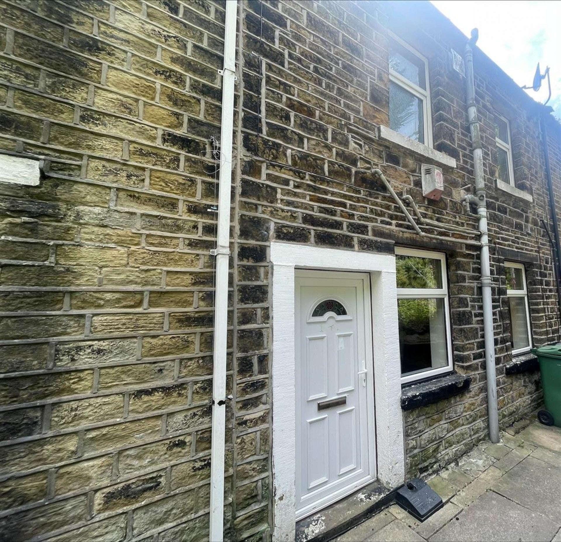 House Lowergate in Kirklees