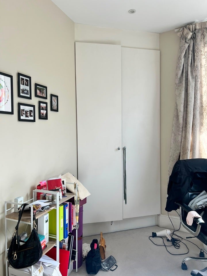Flat Bolingbroke Road in Greater London