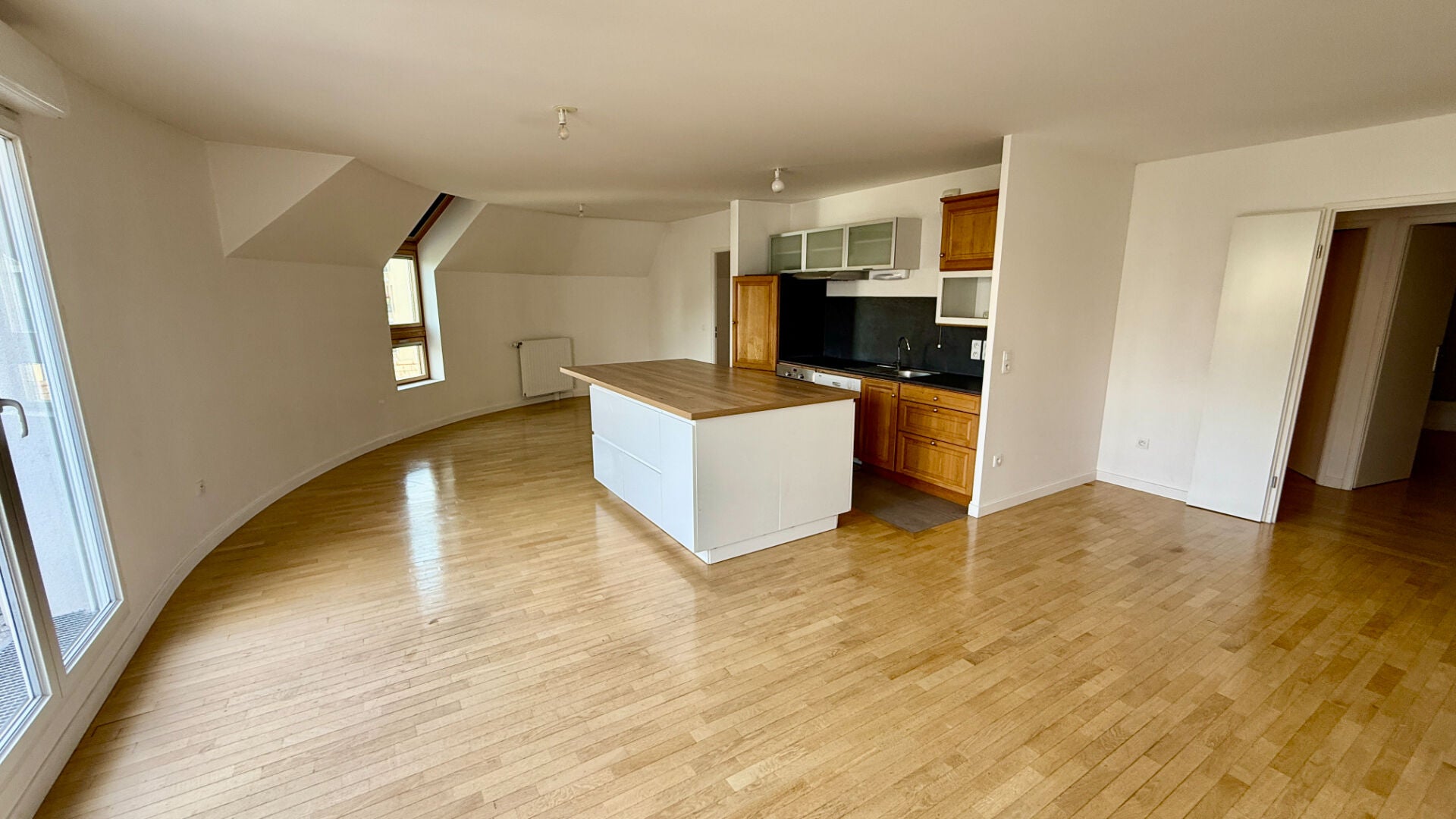 House Avenue Georges Clemenceau in Nanterre