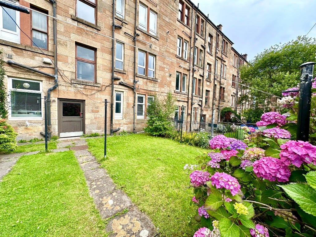 Flat Apsley Lane in Glasgow